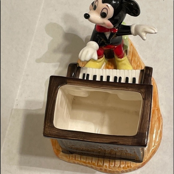 Disney-Vintage Japan Mickey Mouse Playing Piano Ceramic Planter - Picture 6 of 12